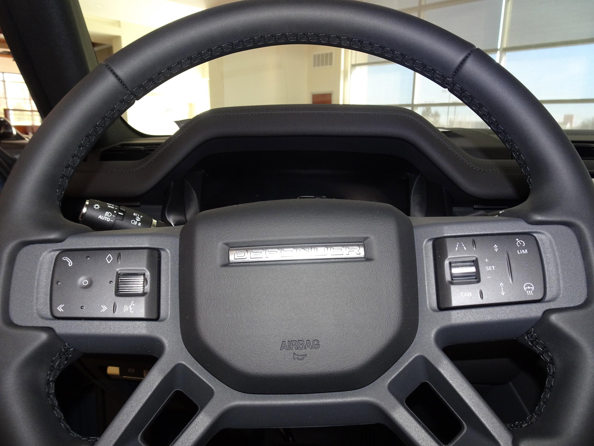 2026 Land Rover Defender S - Photo 24