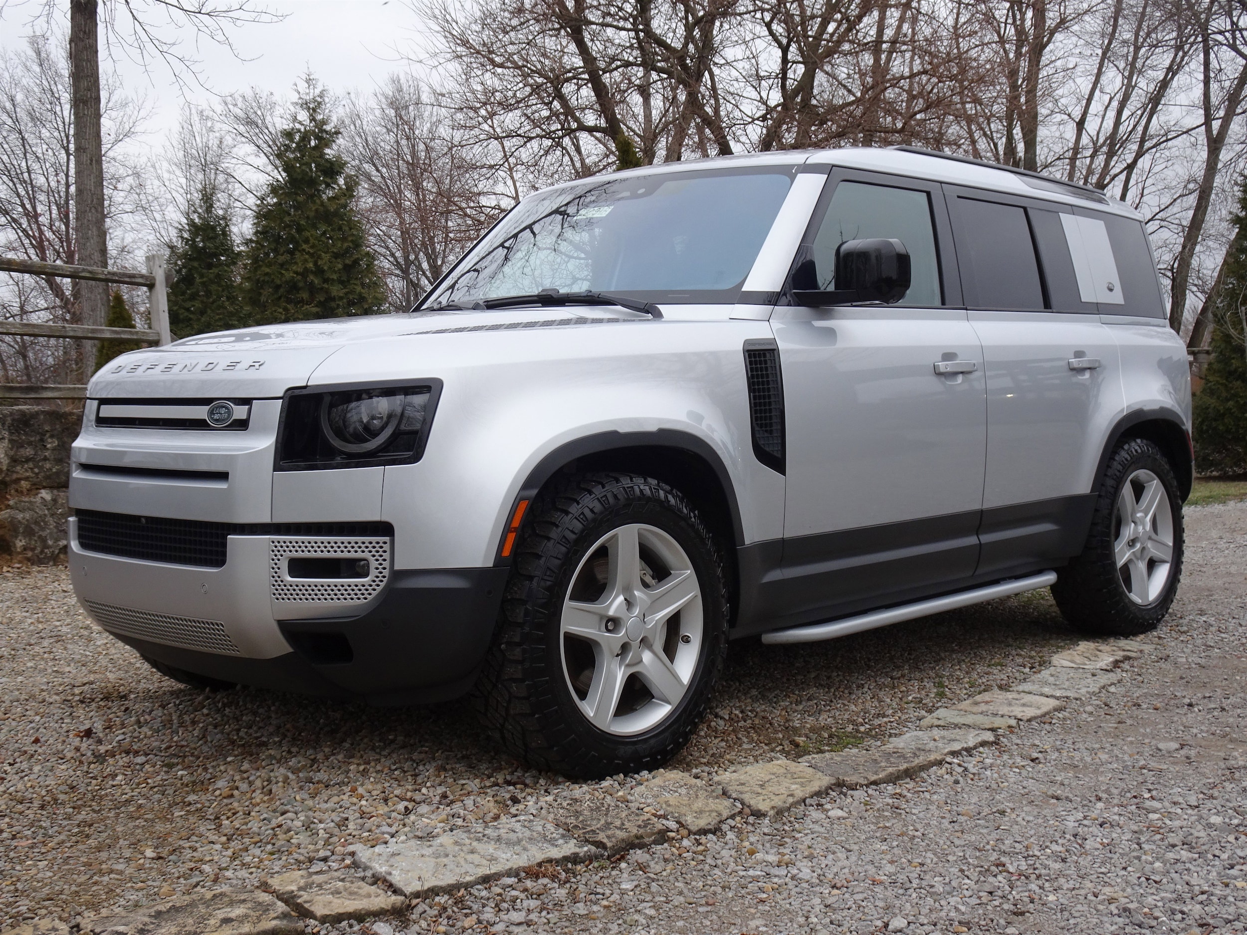 2020 Land Rover Defender SE - Photo 6