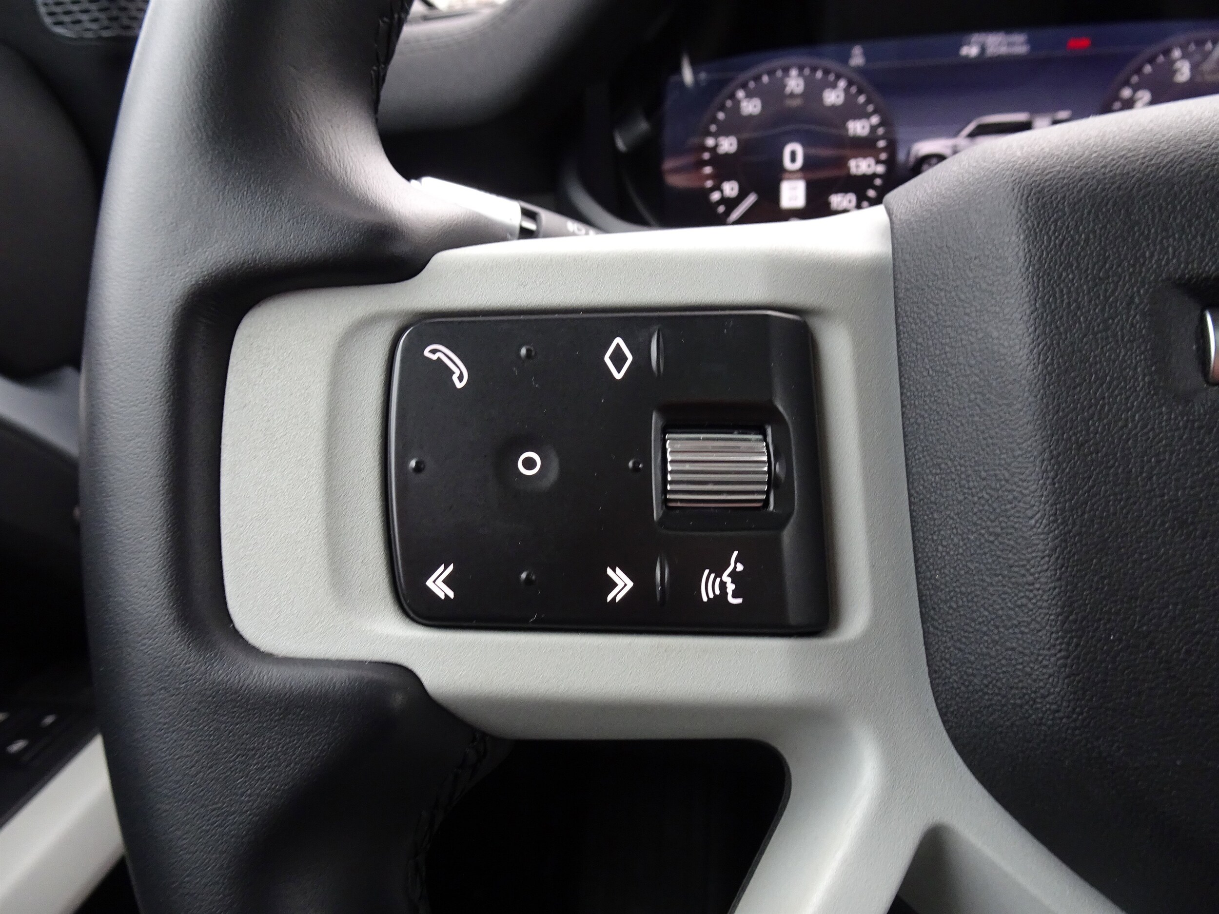 2020 Land Rover Defender SE - Photo 33