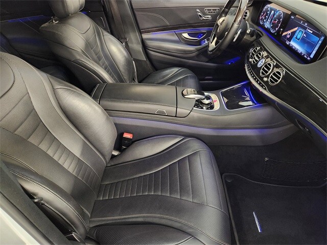 2020 Mercedes Benz S 560 photo 3