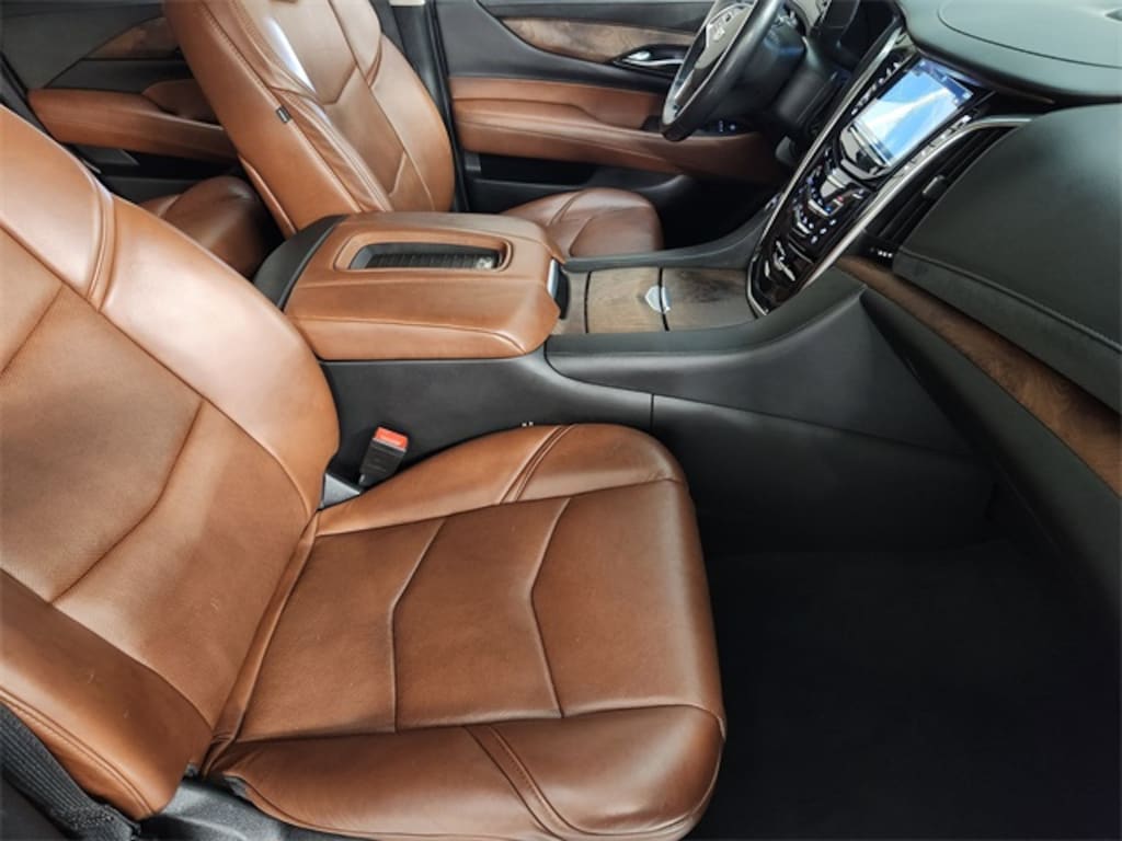 Used 2020 CADILLAC Escalade Luxury SUV