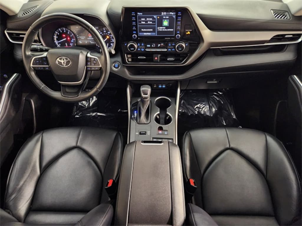 Used 2022 Toyota Highlander XLE SUV