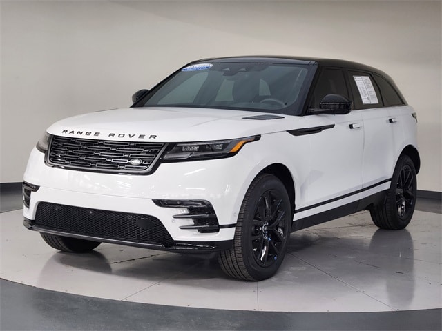 2026 Land Rover Range Rover Velar Dynamic SE's photo