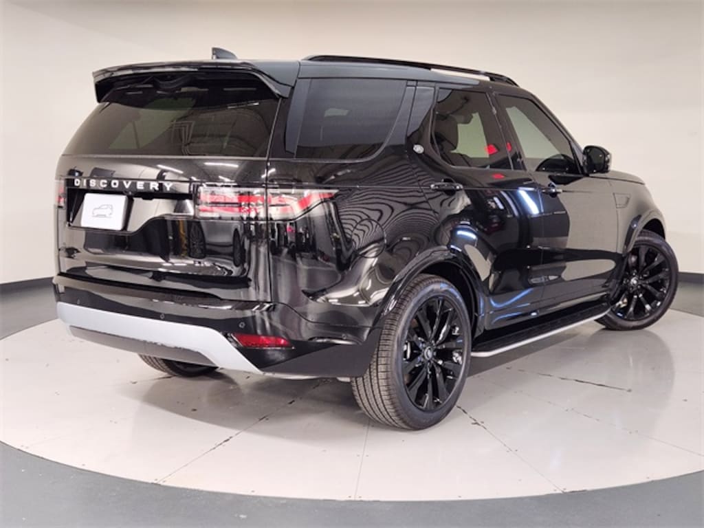 New 2026 Land Rover Discovery Tempest Edition SUV