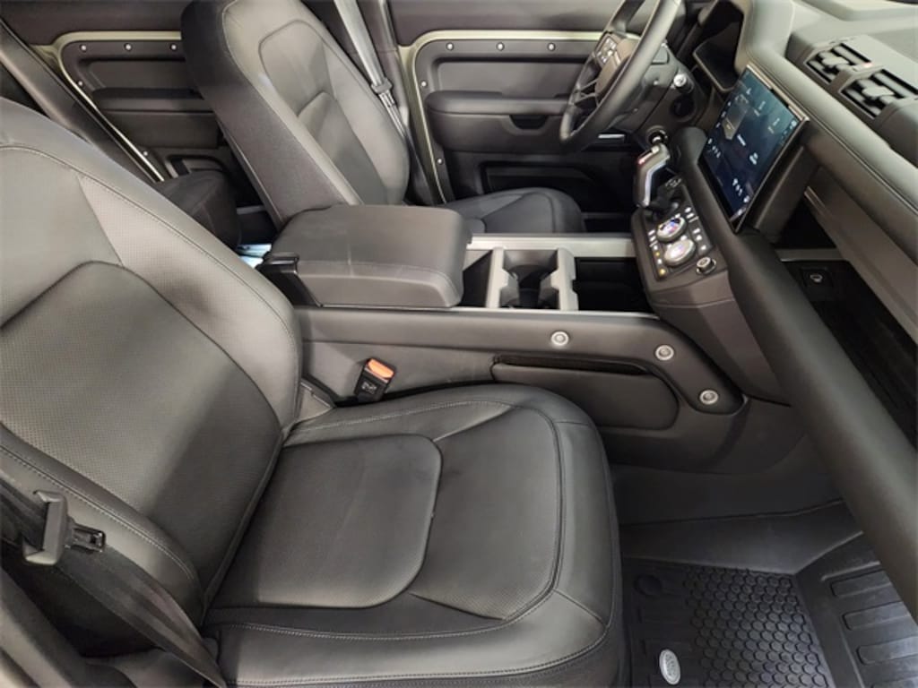 New 2025 Land Rover Defender 110 X SUV