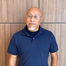 Staff member Javier Hernandez from ID_eb6de8996dac