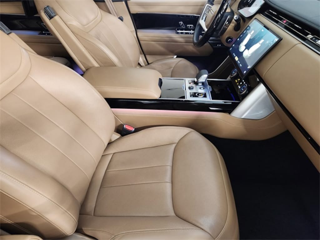 Used 2023 Land Rover Range Rover P400 SE SUV
