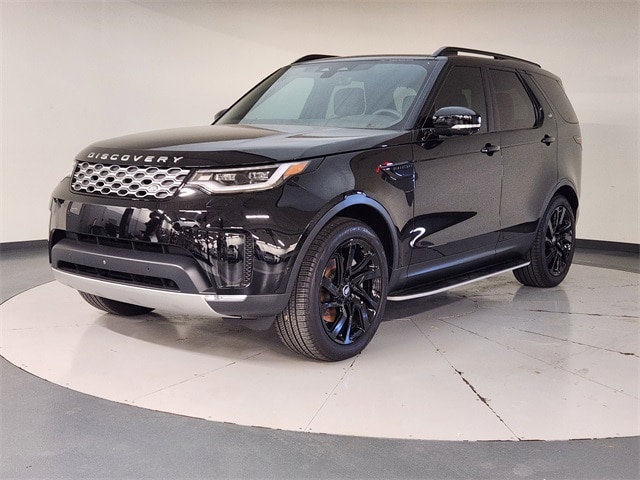 2025 Land Rover Discovery S's photo