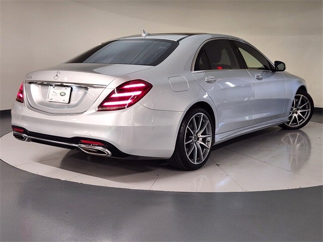 2020 Mercedes Benz S 560 photo 2