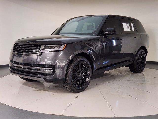 2025 Land Rover Range Rover SE's photo