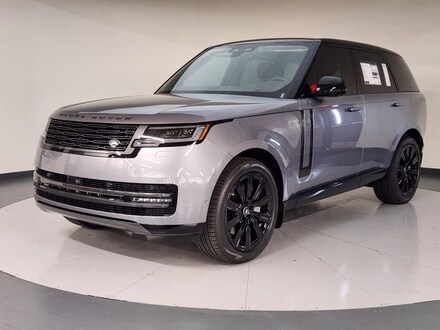 2025 Land Rover Range Rover P530 SE SUV