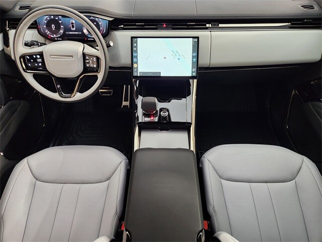 2025 Land Rover Range Rover Sport SE photo 2