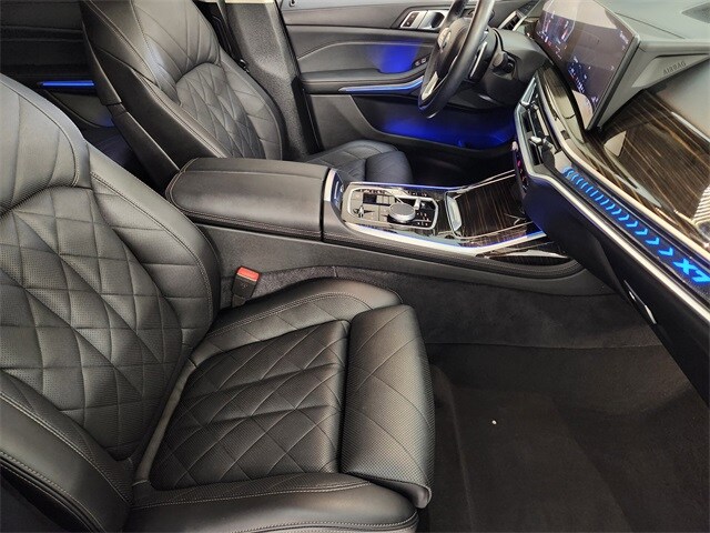 2024 Bmw X7 xDrive40i photo 2