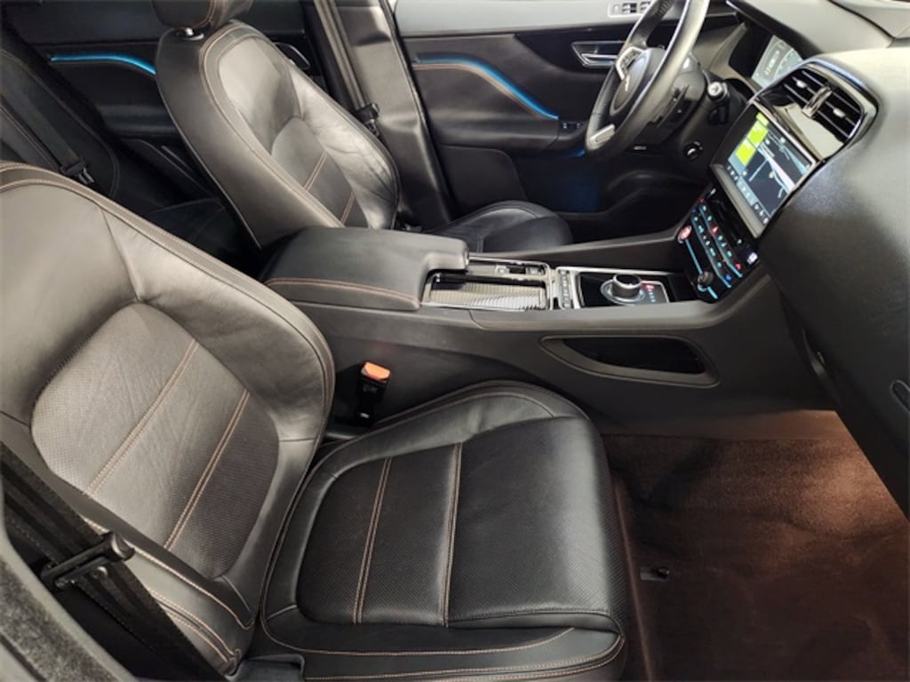 Used 2018 Jaguar F-PACE 25t Prestige SUV