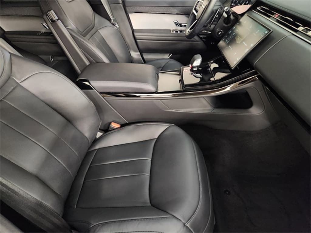 Used 2025 Land Rover Range Rover Sport P360 SE SUV