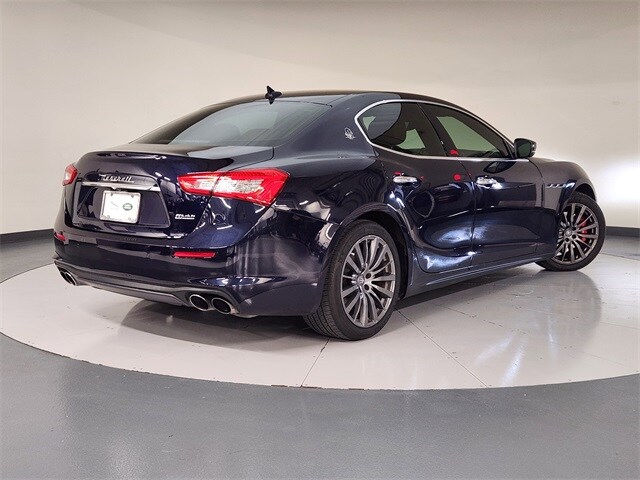 2019 Maserati Ghibli Base photo 2
