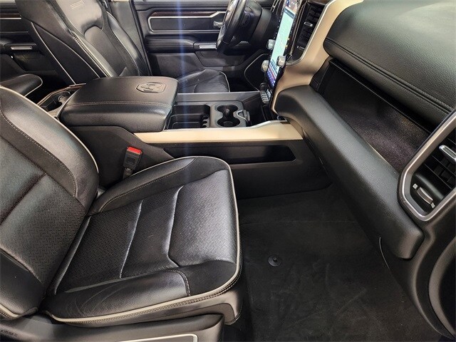 2021 Ram 1500 Laramie photo 3