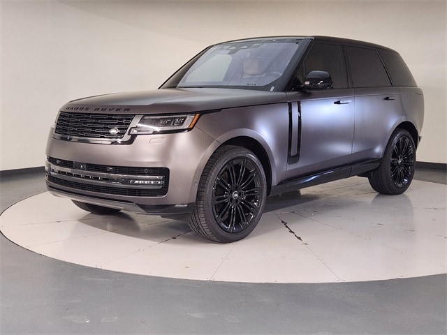 2023 Land Rover Range Rover SE's photo