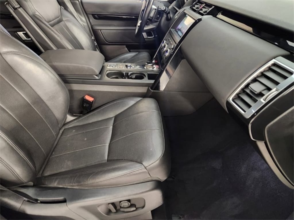 Used 2018 Land Rover Discovery SE SUV