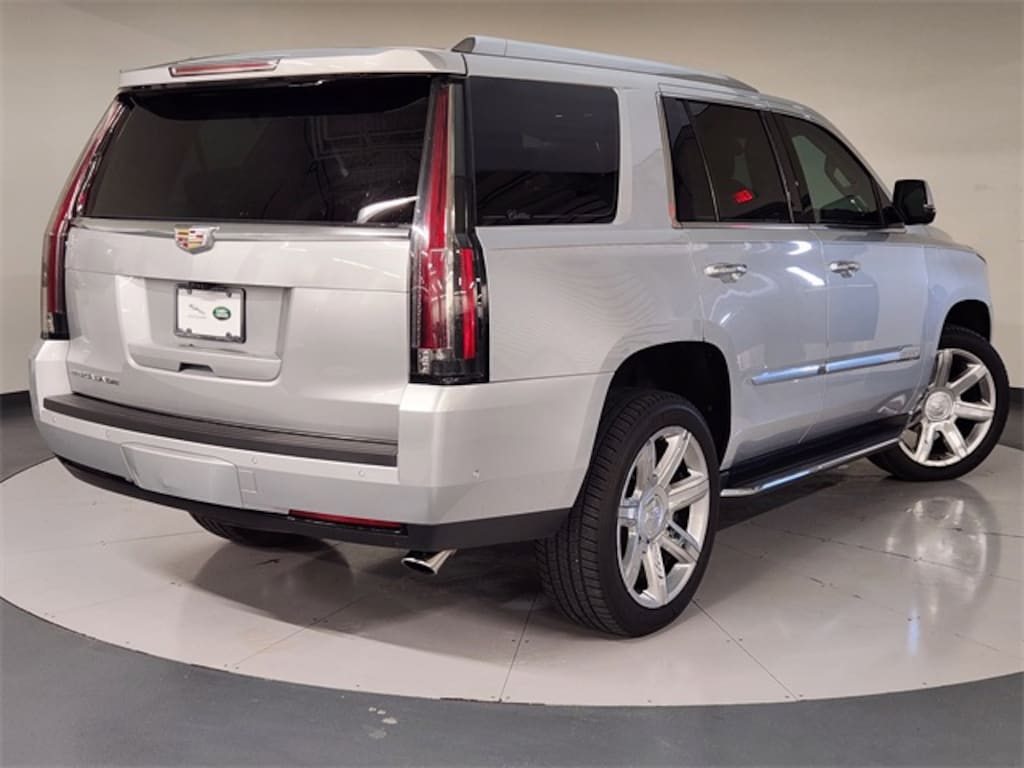 Used 2020 CADILLAC Escalade Luxury SUV