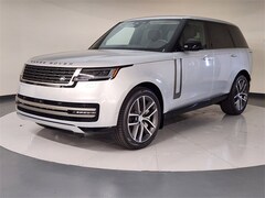 2025 Land Rover Range Rover SE SUV