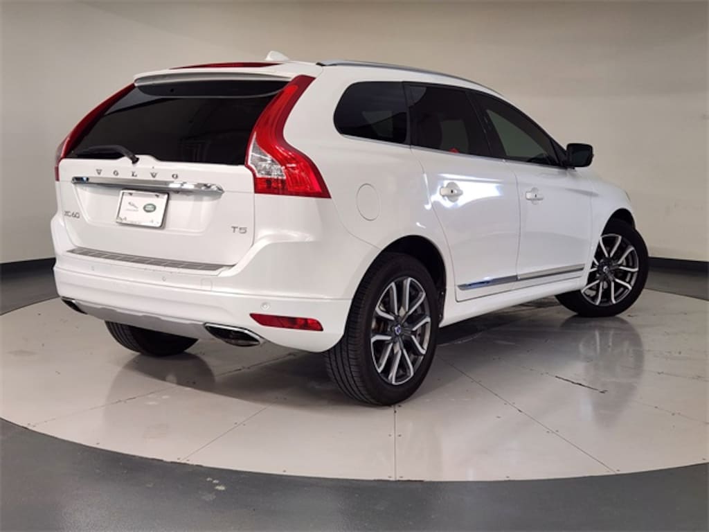 Used 2016 Volvo XC60 T5 Drive-E Platinum SUV