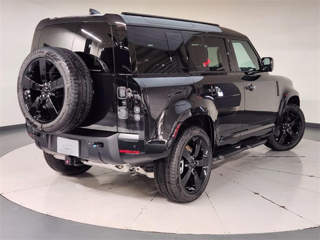 New 2026 Land Rover Defender 110 X-Dynamic SE SUV