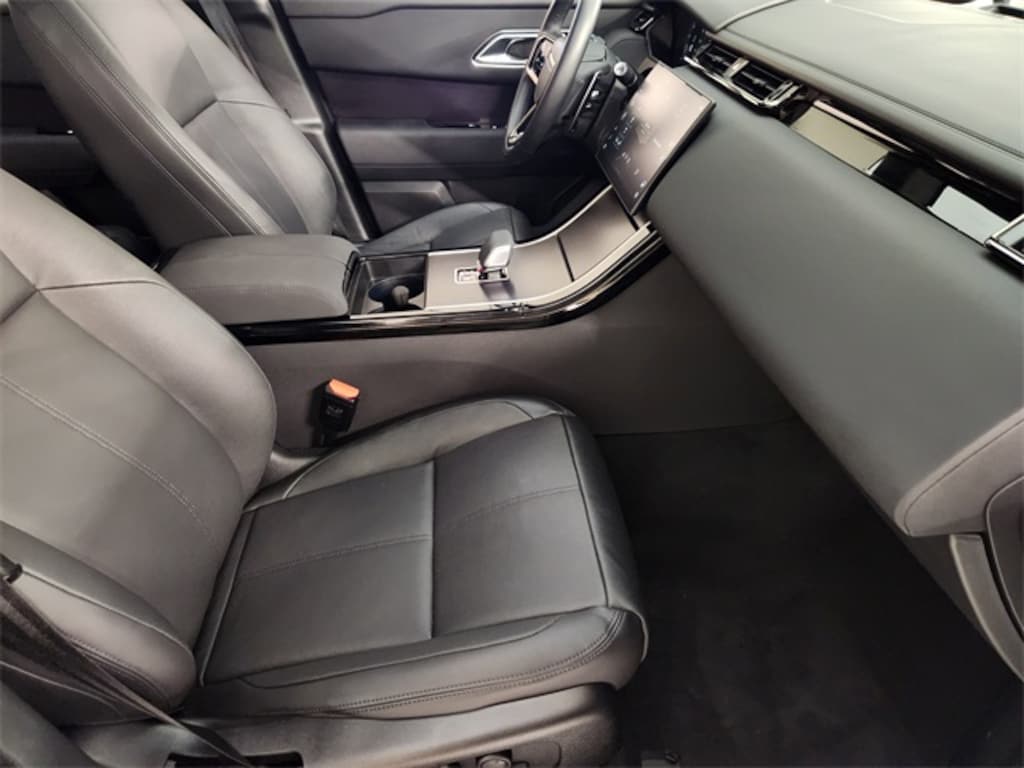 Certified 2026 Land Rover Range Rover Velar P250 Dynamic SE SUV