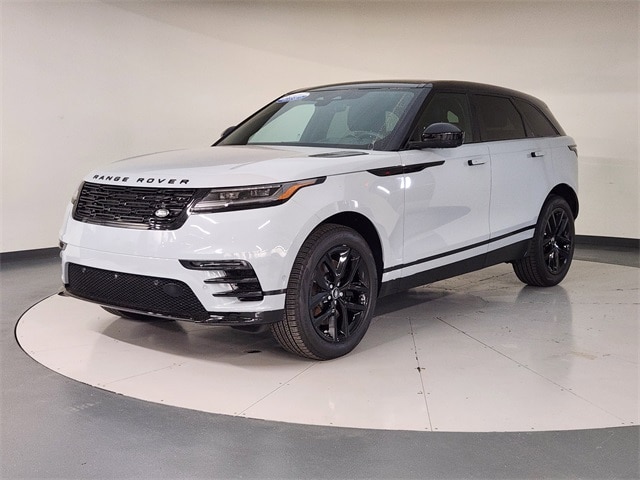 2026 Land Rover Range Rover Velar Dynamic SE's photo