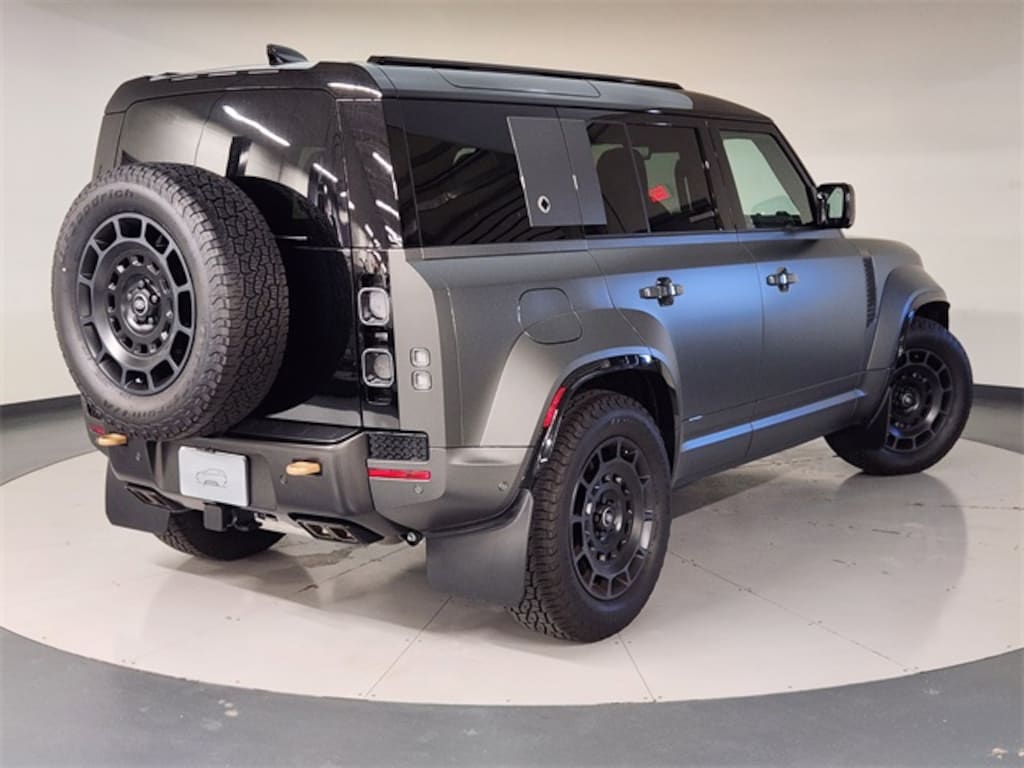 New 2025 Land Rover Defender 110 Octa Edition ONE SUV