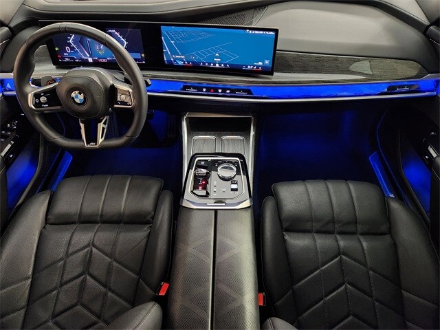 2025 Bmw 740i Sedan photo 4