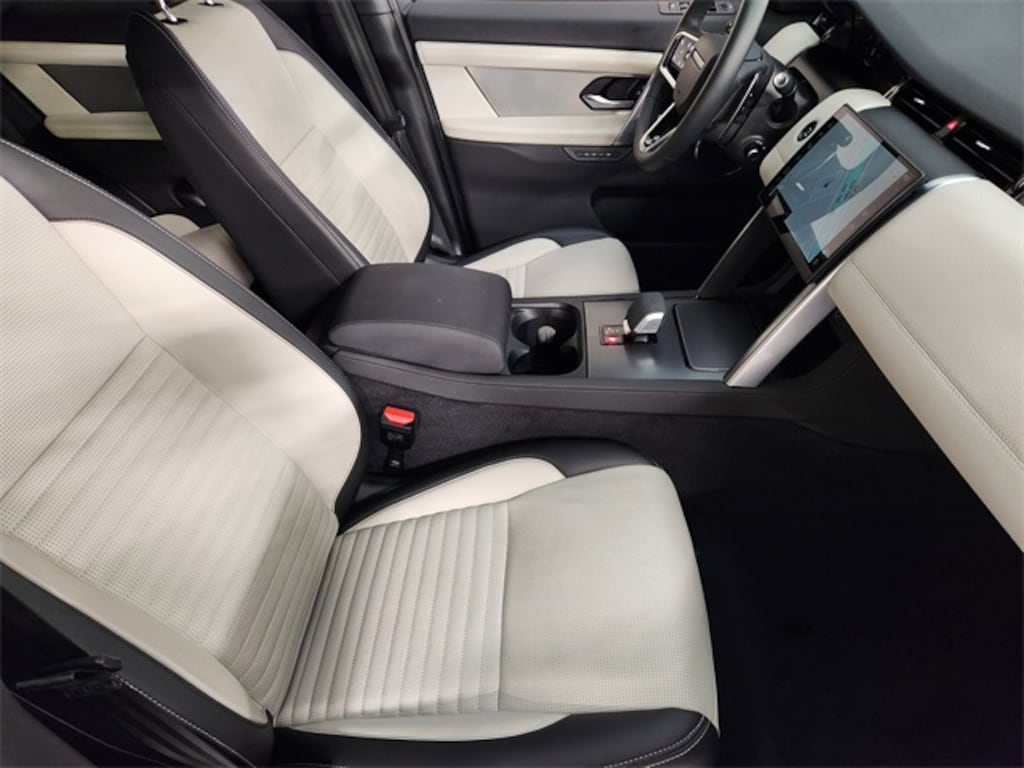 Certified 2025 Land Rover Discovery Sport Dynamic SE SUV