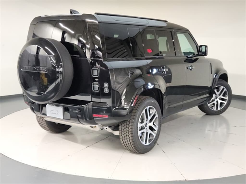 New 2026 Land Rover Defender 110 X-Dynamic SE SUV