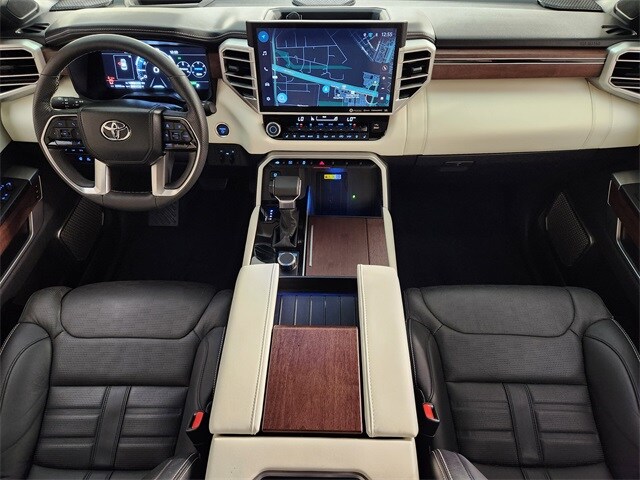 2024 Toyota Sequoia SR5 photo 3