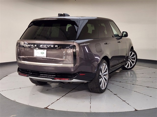 Certified 2024 Land Rover Range Rover Autobiography with VIN SALK19E92RA237946 for sale in Friendswood, TX