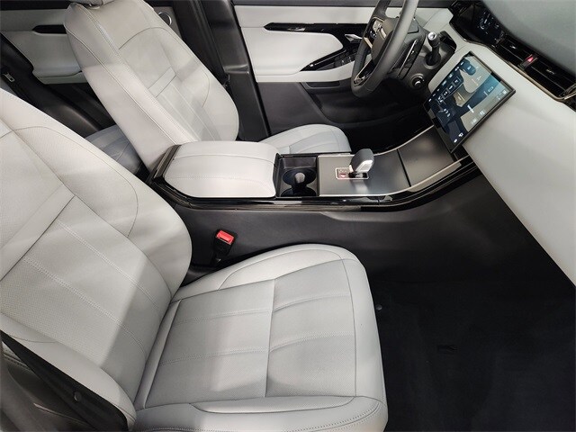 2026 Land Rover Range Rover Evoque S photo 3