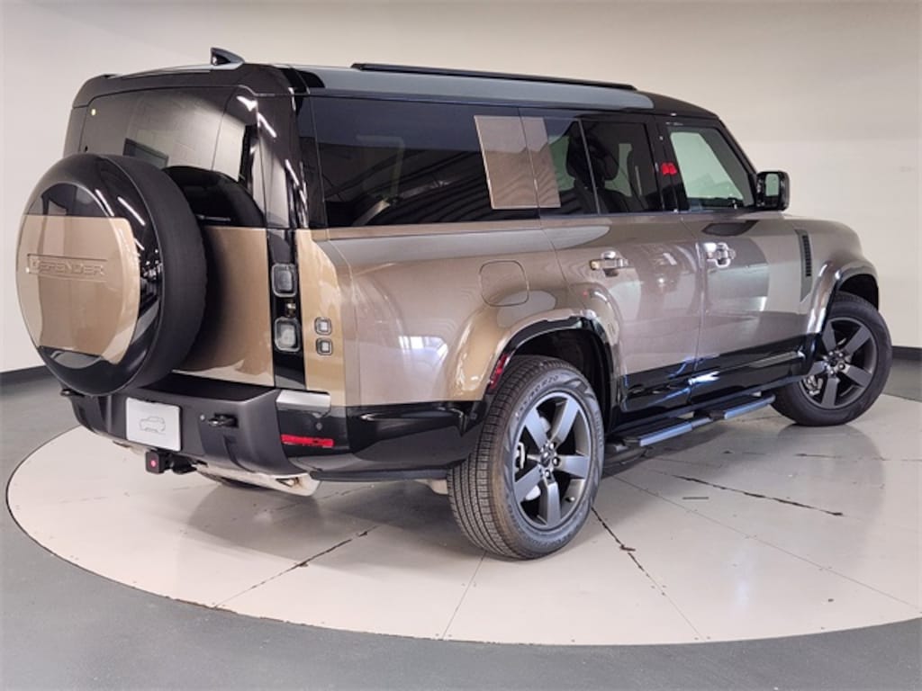 New 2026 Land Rover Defender 130 X-Dynamic SE SUV