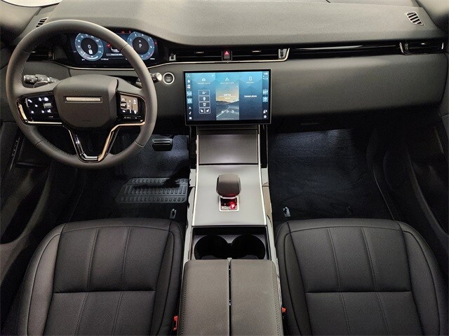 2026 Land Rover Range Rover Evoque S photo 4