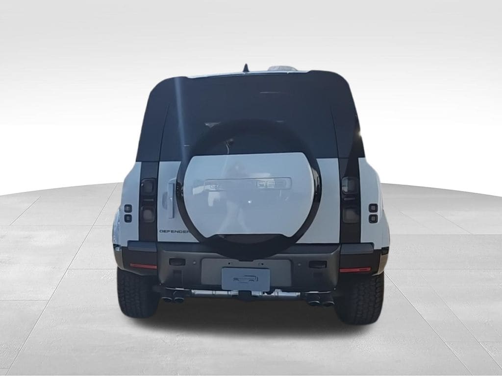 2026 Land Rover Defender V8 - Photo 7