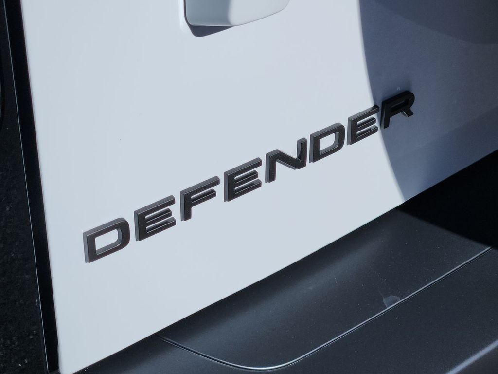 2026 Land Rover Defender V8 - Photo 27