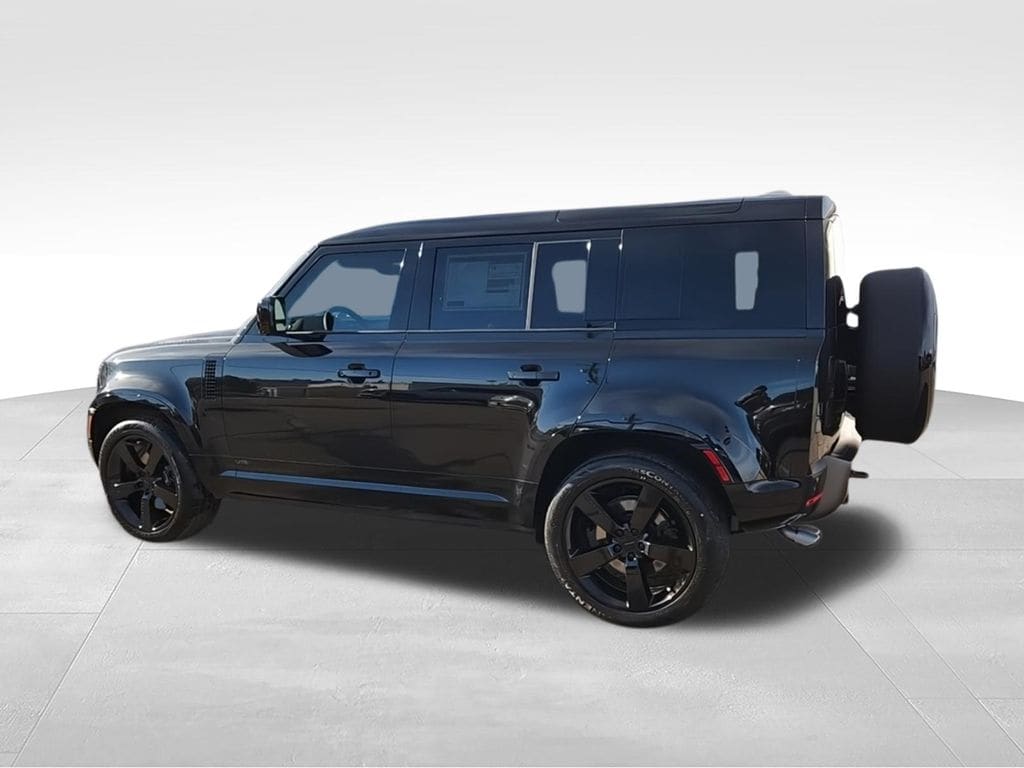 2026 Land Rover Defender V8 - Photo 6