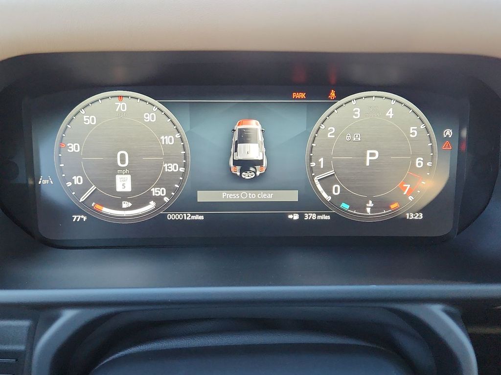 2026 Land Rover Defender V8 - Photo 14