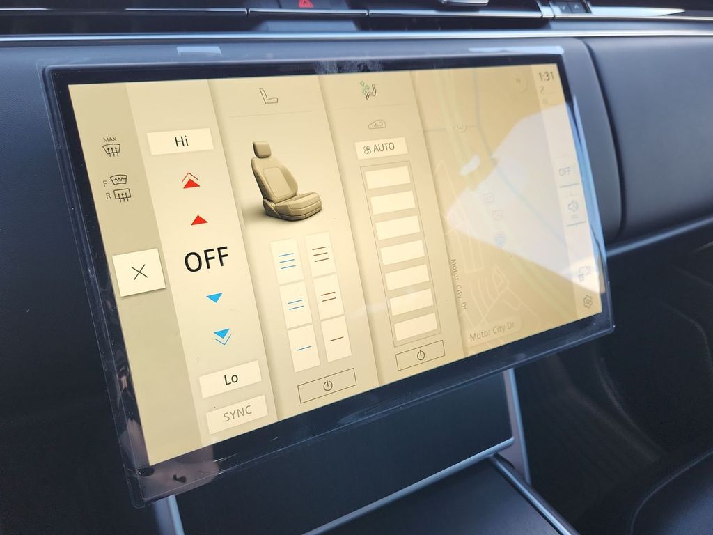 2026 Land Rover Range Rover SE - Photo 17