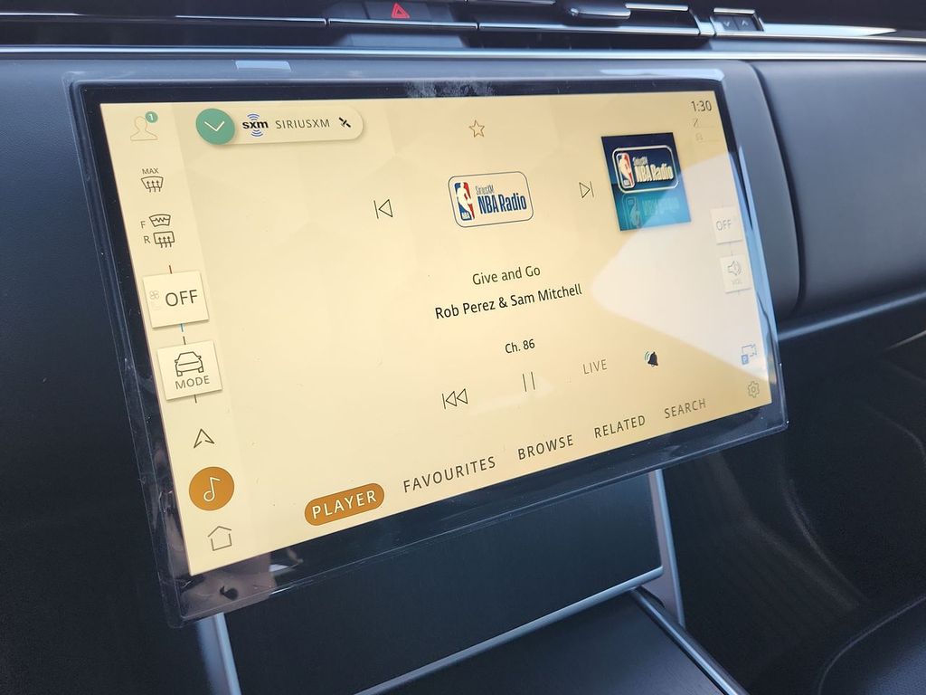 2026 Land Rover Range Rover SE - Photo 15