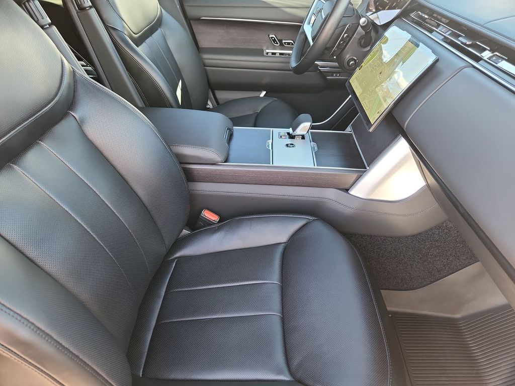 2026 Land Rover Range Rover SE - Photo 22