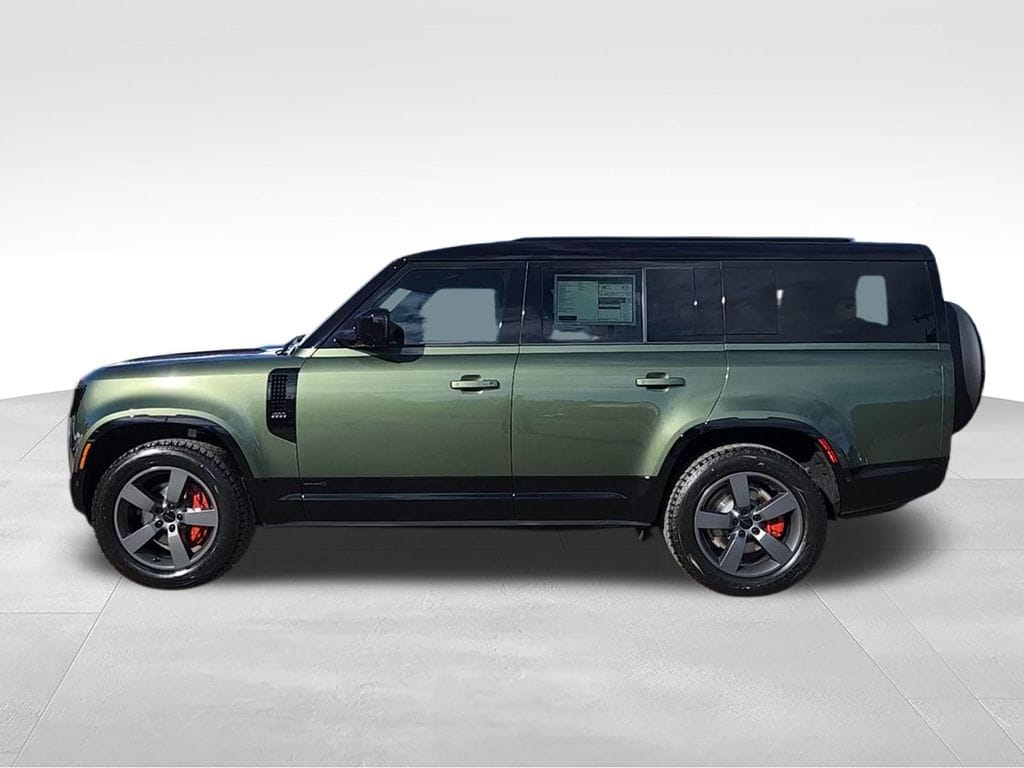2026 Land Rover Defender X - Photo 3