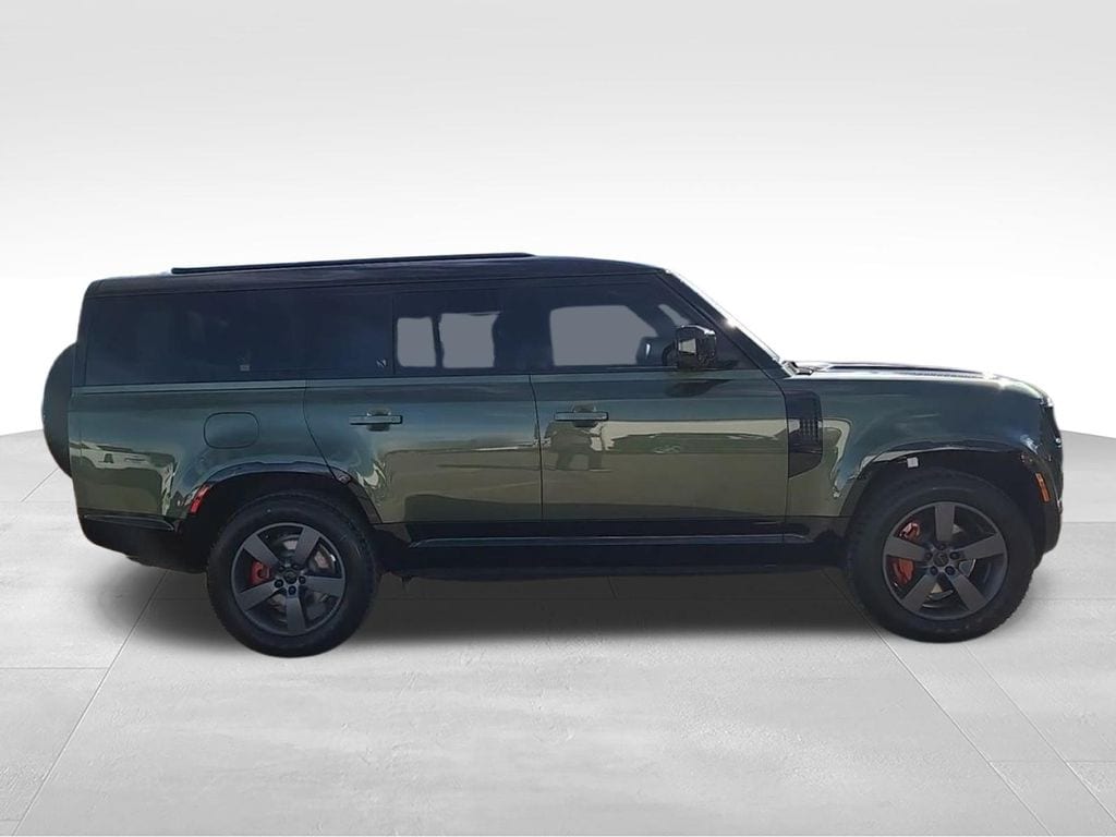 2026 Land Rover Defender X - Photo 7