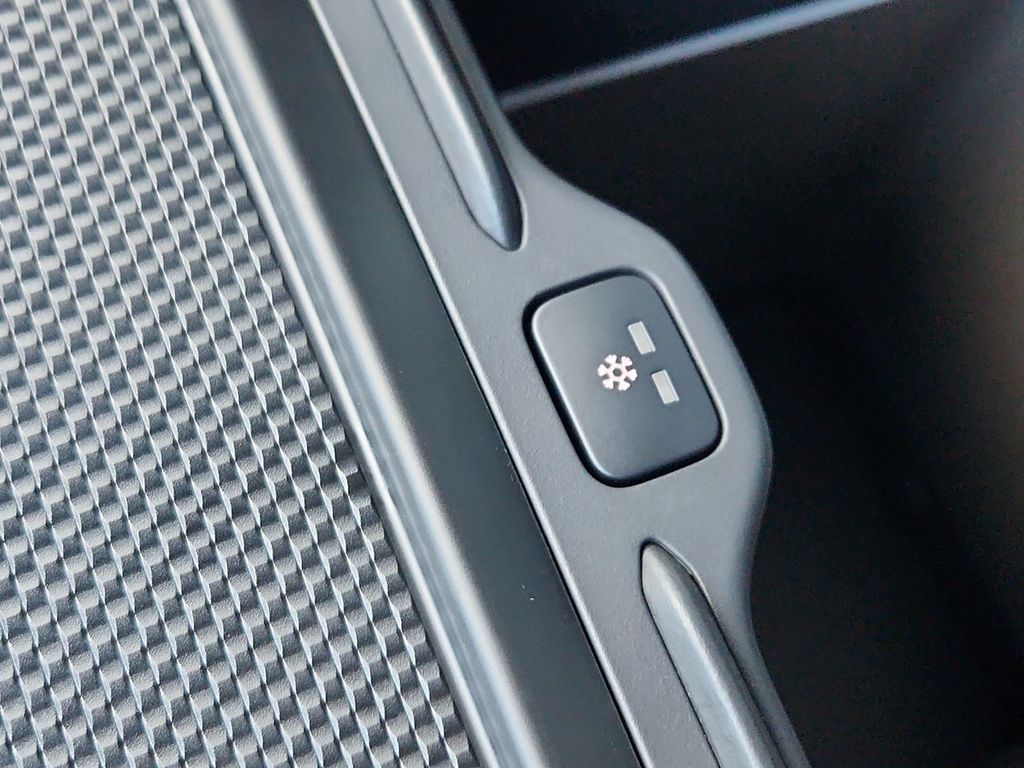 2026 Land Rover Range Rover SE - Photo 27