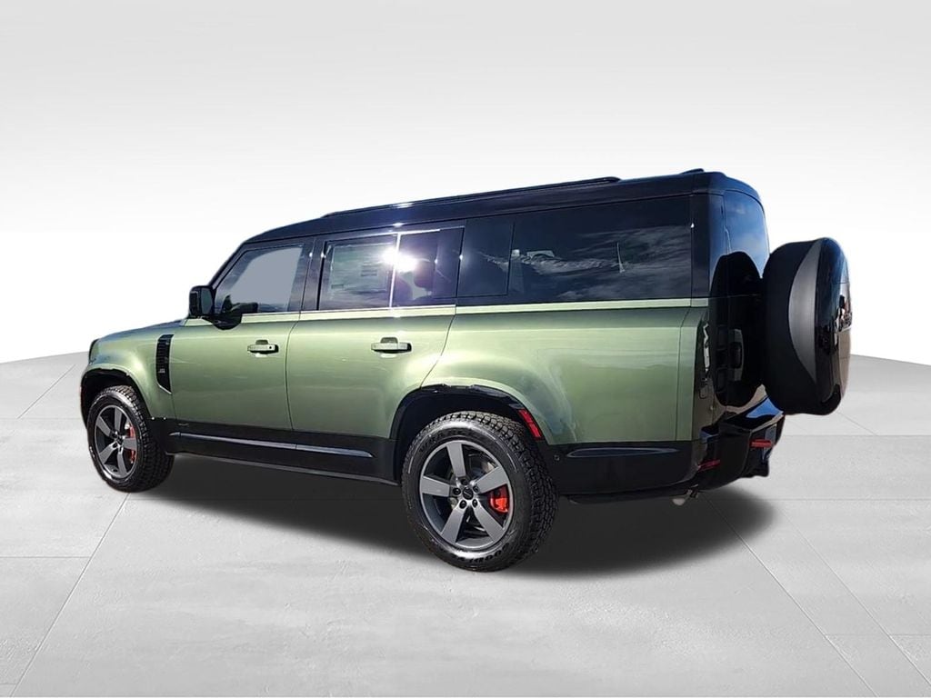2026 Land Rover Defender X - Photo 4
