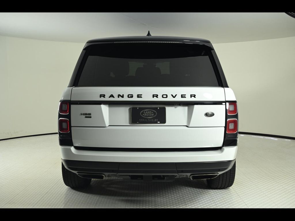 2020 Land Rover Range Rover HSE photo 4